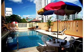 โรงแรมซอย2อินน์